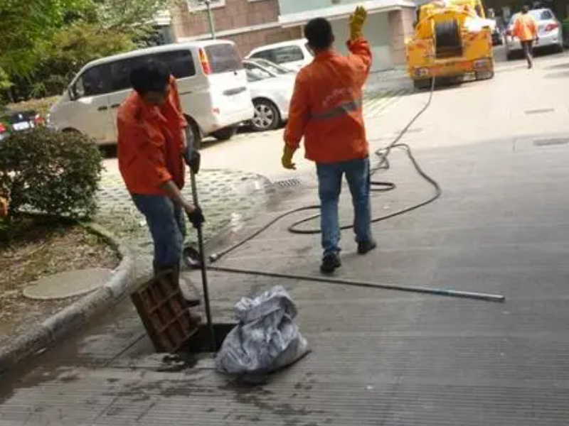 芙蓉区通马桶 电话 专业专注 全心服务
